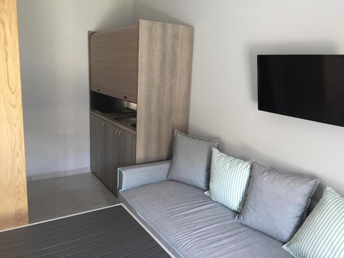 Olea Garden Apartments スタブロス エクステリア 写真