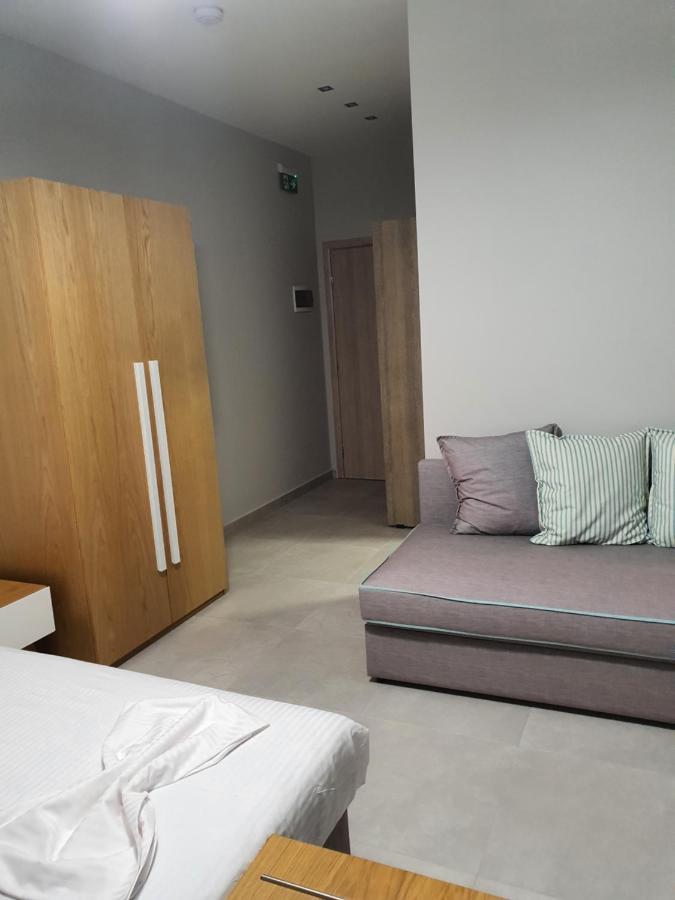 Olea Garden Apartments スタブロス エクステリア 写真